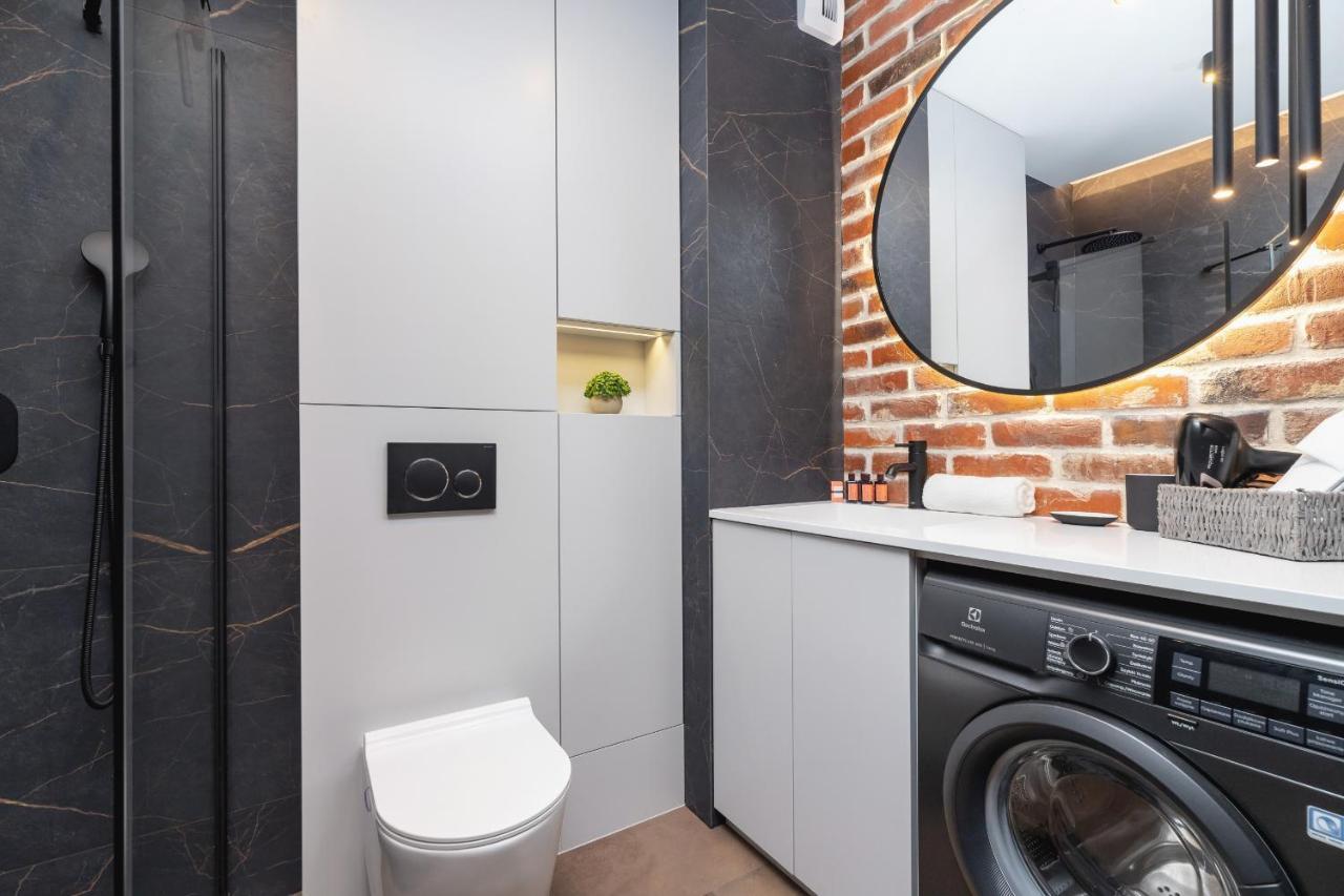 Solaris Park Tauron Arena By Renters Prestige Apartment Krakow
